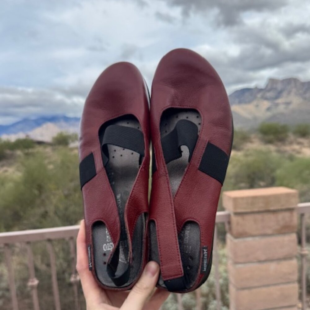 Mephisto Leather Red Slip-On Mary Jane Comfort Shoes Size 38